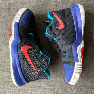 Nike Kyrie Boys Sneaker 13C